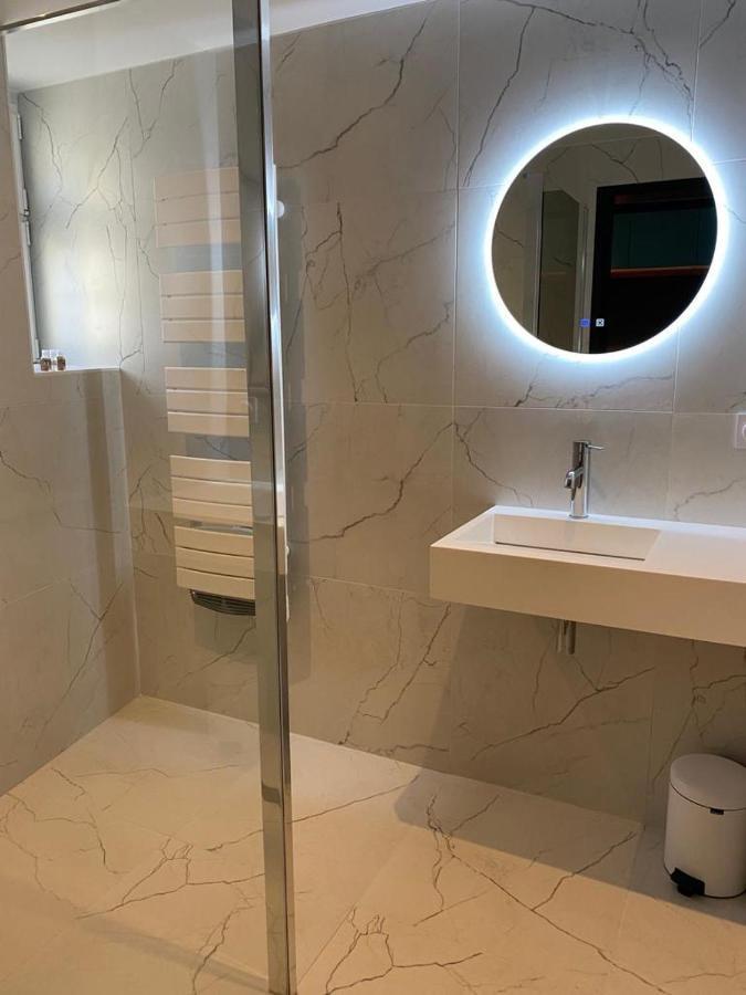 James Residence & Spa Strasbourg Luaran gambar